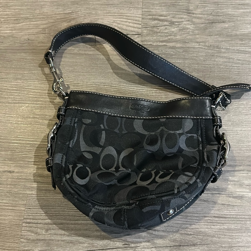 vintage never used black coach bag very cute!